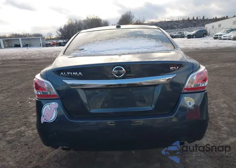 2015 Nissan Altima 2.5 Sv из США, поврежденный, VIN 1N4AL3AP1FC243158